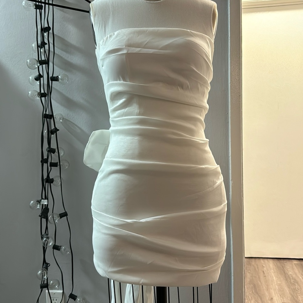 Strapless Taffeta Bow Back